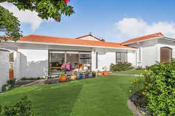 2/28 Pakira Ave, Glendene