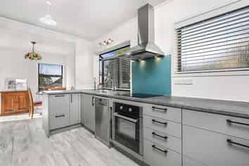 2/28 Pakira Ave, Glendene