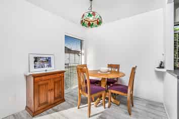 2/28 Pakira Ave, Glendene