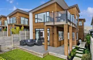 5 Coastview Lane, Long Bay