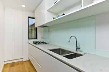 5 Coastview Lane, Long Bay