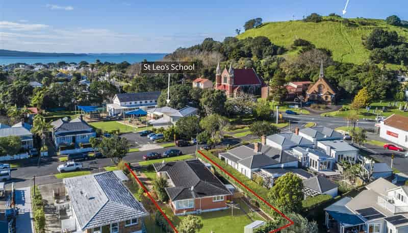 1 and 2/173 Victoria Road, Devonport