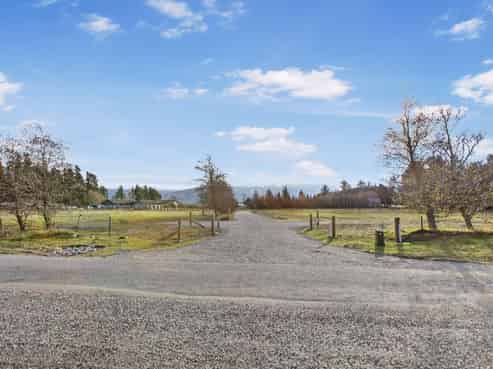  Richards Beach Road, 