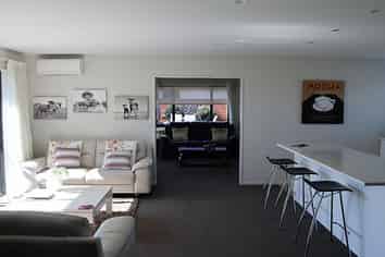 8 Oates Street, Lincoln