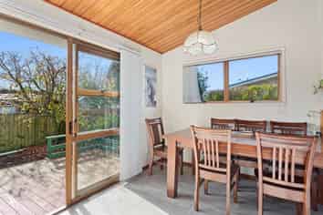 149 College Road, Edgecumbe