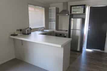 3/173 Knighton Road, Hillcrest