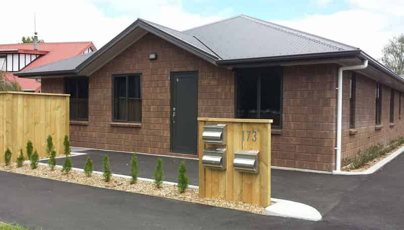 3/173 Knighton Road, Hillcrest