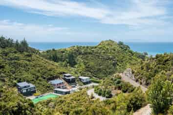 14 Seacoast Road, Mangawhai Heads