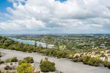 14 Seacoast Road, Mangawhai Heads