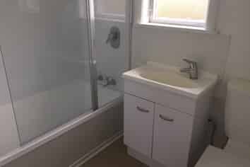 2 Woodstock Terrace, Tawa