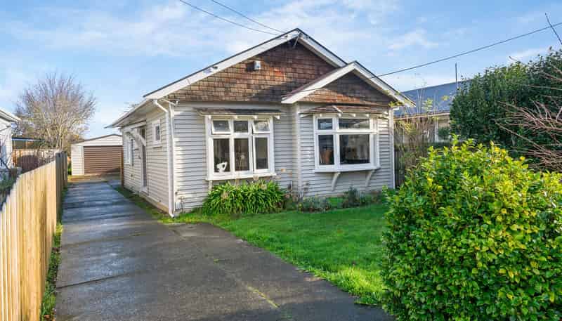 128 Huxley Street, Sydenham