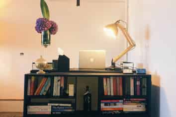 SUPER RARE, HIGHLY SOUGHT AFTER SUBURB