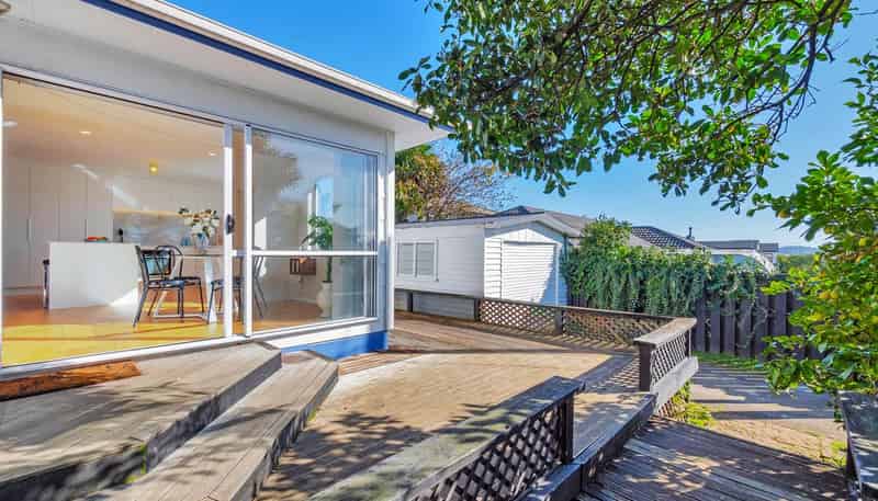 55 Sturges Road, Henderson