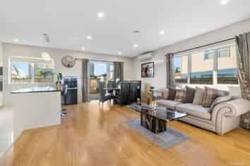 224a Hill Road, The Gardens