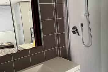 59 Mount Smart Road, Onehunga