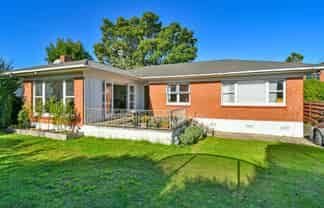 18 Tawa Cres, Manurewa