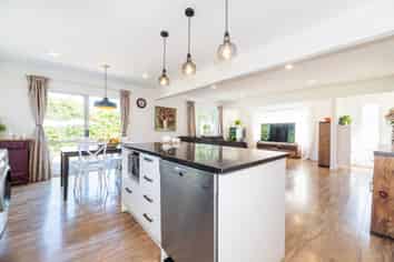 2/2 Becroft Drive, Forrest Hill