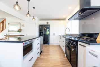 2/2 Becroft Drive, Forrest Hill