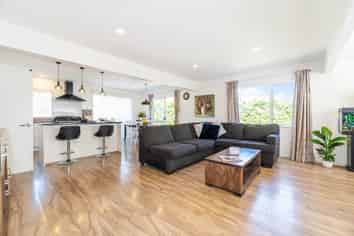 2/2 Becroft Drive, Forrest Hill