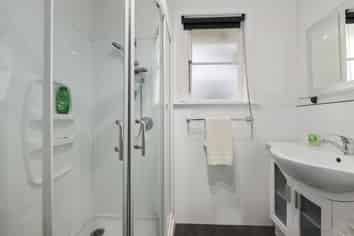 2/124 Martin Street, Wallaceville