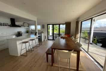 3/195 Abbotts Way, Remuera