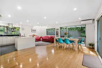 7a Valley Road, Browns Bay