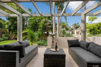 7a Valley Road, Browns Bay