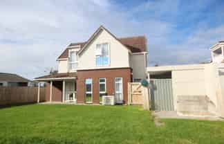 b/4 George Clay Place, 