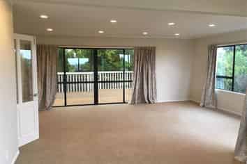 6 Summit Drive, Torbay