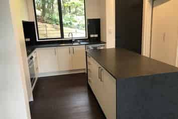 14/37 Glen Atkinson Street, Saint Heliers