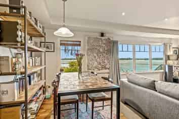 28 Main Road, Mount Pleasant