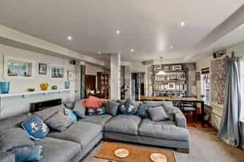 28 Main Road, Mount Pleasant