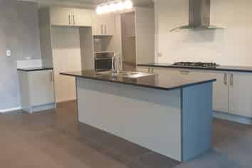 15 Hector Drive, Rototuna North