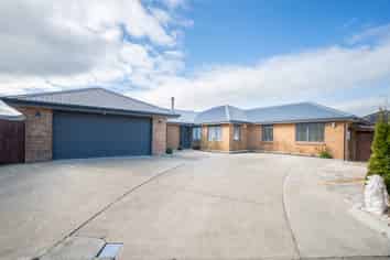 155 Schnell Drive, Kelvin Grove