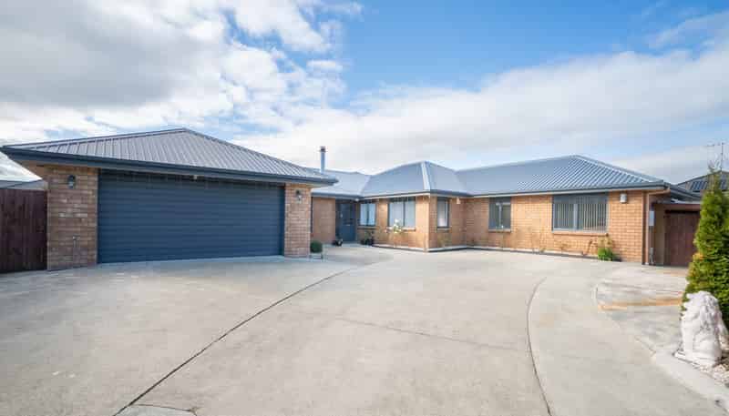 155 Schnell Drive, Kelvin Grove