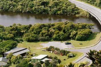 6 & 8 Punakaiki Road, Punakaiki