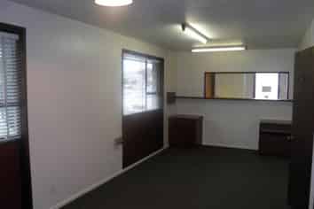 Single Level Office Space