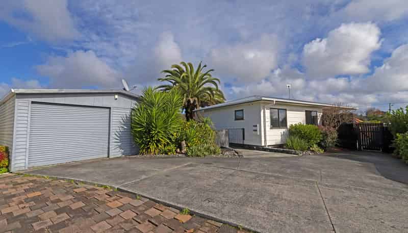 2/9 Applewood Drive, Henderson