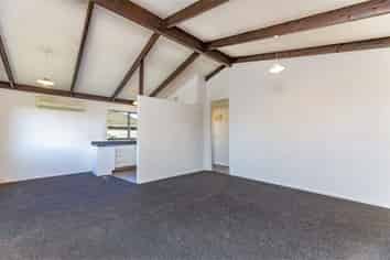 1/89 Bassett Street, Burwood