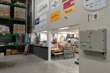 Well Presented Commercial Warehouse