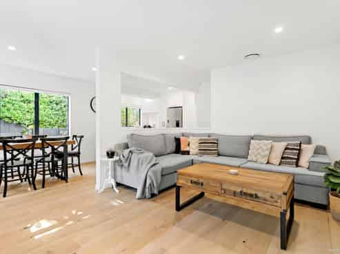 12/71 Fernhill Way, Albany