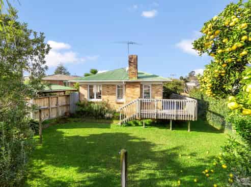 30 Kereru Street, Henderson