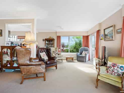 2/30 Montgomery Avenue, Rothesay Bay