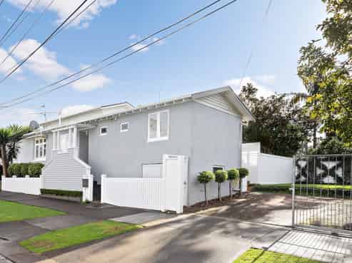 67 Woodside Road, Mount Eden