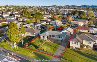 60 St Leonards Road, Kelston