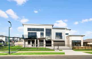 32 Cooladawson Drive, Flat Bush