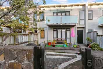 5/115 Church Street, Onehunga