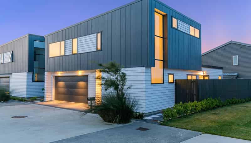 2 Agnes Court, Silverdale