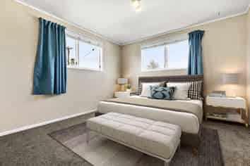 1/304 St Johns Road, Meadowbank