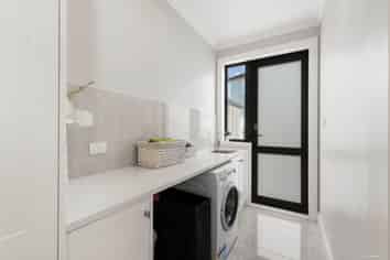 8 Ascension Crescent, Orewa